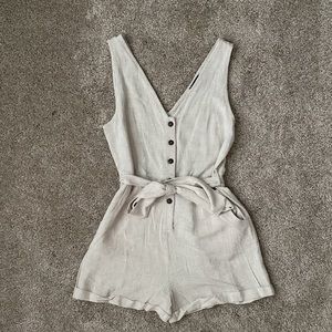 Vici Collection Garner Pocketed Button Down Tie Romper